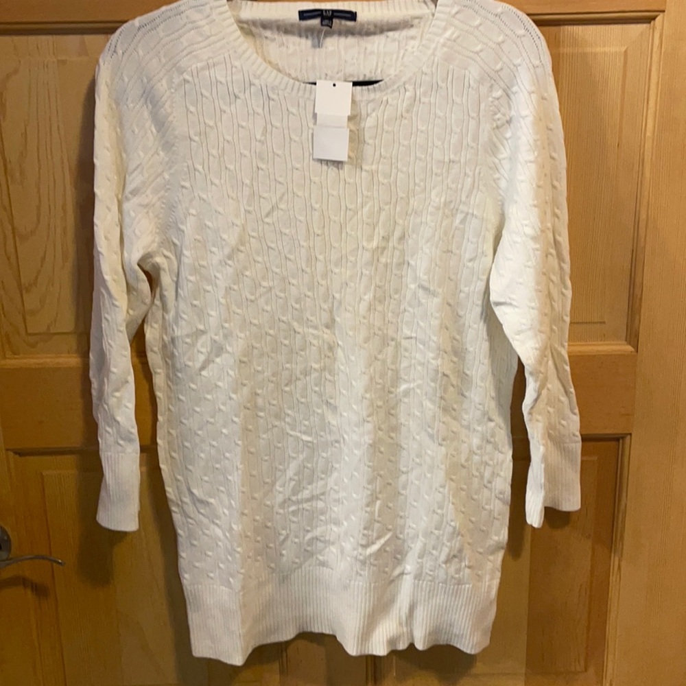 Gap cable knit sweater XL NWT white